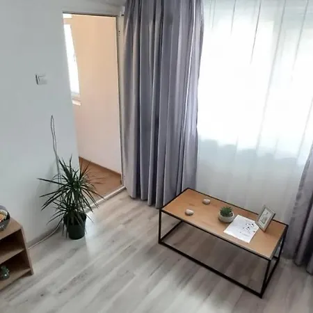 Apartament Garsoniera De La Mare Năvodari